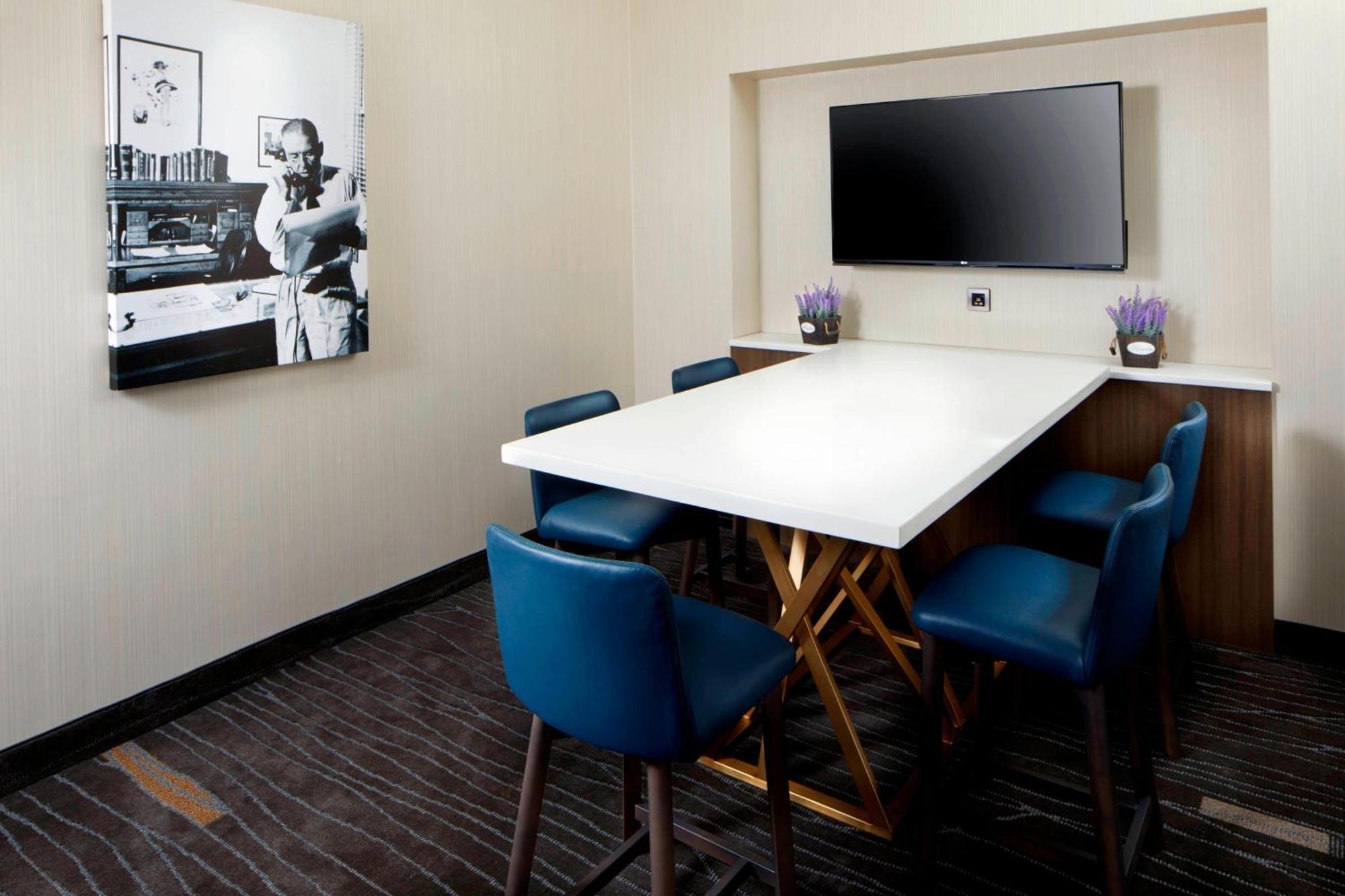 คอร์ตยาร์ด ชาร์ลอตต์ ฟอร์ตมิลล์ Hotel ภายนอก รูปภาพ