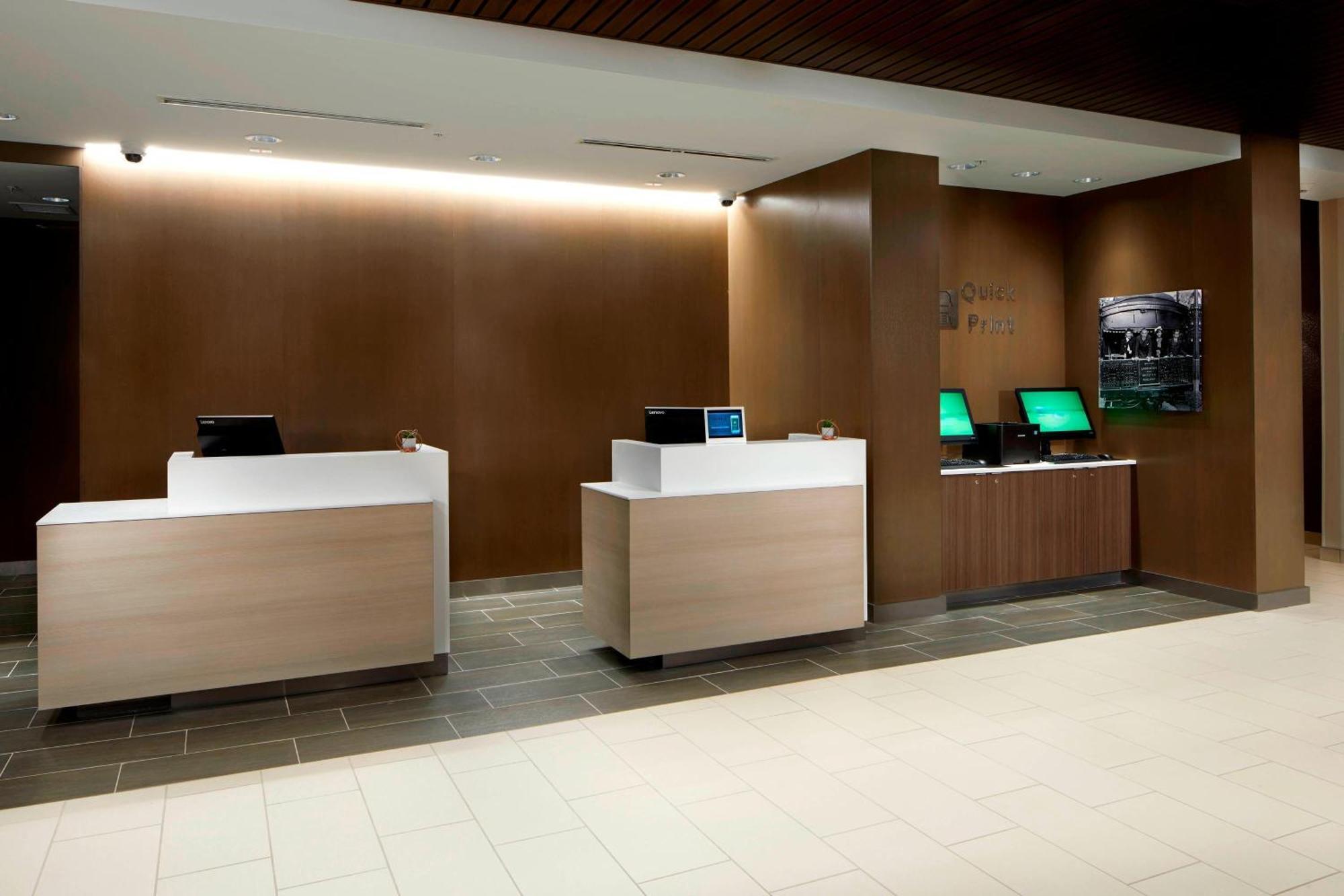 คอร์ตยาร์ด ชาร์ลอตต์ ฟอร์ตมิลล์ Hotel ภายนอก รูปภาพ